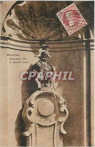 Cartes postales Bruxelles manneken Pis en grande tenue