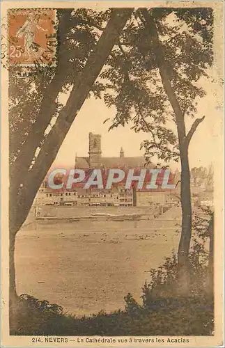 Ansichtskarte AK Nevers la Cathedrale vue a travers les Acacias