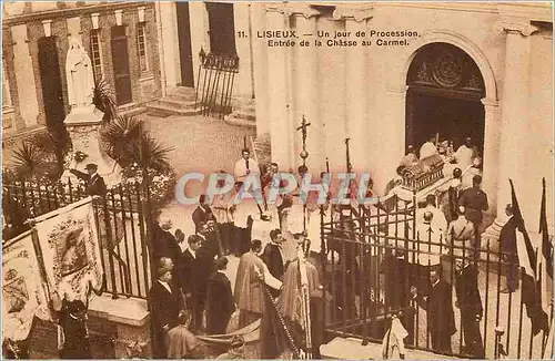 Cartes postales Lisieux un jour de procession entr�e de la chasse au caramel