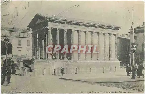 Cartes postales Nimes La Maison Carree