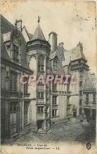 Cartes postales Bourges Cour du Palais Jacques Coeur