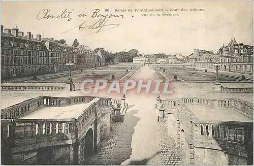 Cartes postales Palais de Fontainebleau Cour des Adieux vue de la Terrasse