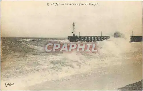 Ansichtskarte AK Dieppe La Mer un jour de tempete Phare