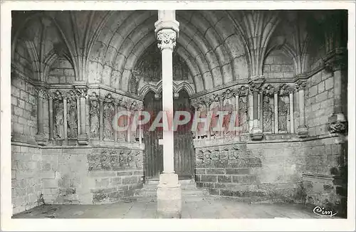 Ansichtskarte AK Candes St Martin L et L Porche Nord de l'Eglise Collegiale