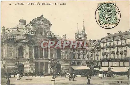 Cartes postales Angers La Place du Ralliement Le Theatre