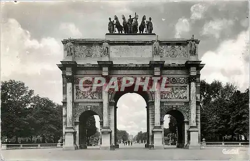 Cartes postales Paris Le Carrousel Perspective sur l'Obelisque et l'Arc de Triomphe