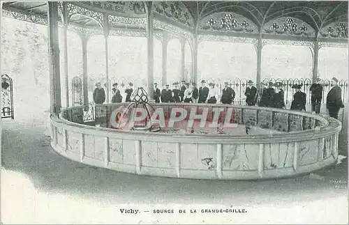 Cartes postales Vichy Source de la Grande Grille