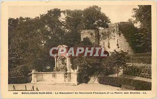 Ansichtskarte AK Boulogne sur Mer Le Monument du Souvenir Francais et la Porte des Degres