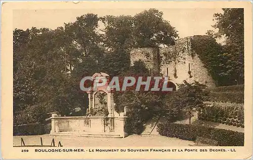 Cartes postales Boulogne sur Mer Le Monument du Souvenir Francais et la Porte des Degres