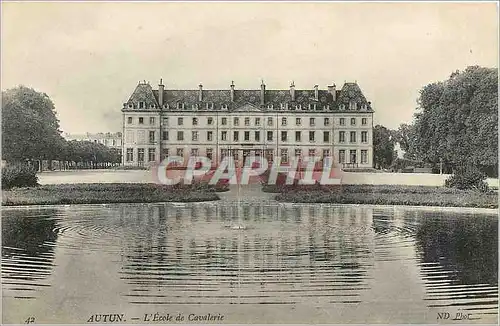 Cartes postales Autun L'Ecole de Cavalerie Militaria Chevaux Cheval