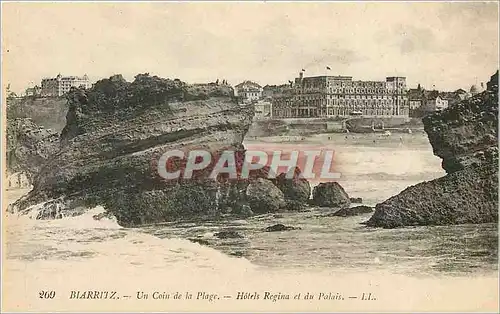 Ansichtskarte AK Biarritz Un Coin de la Plage Hotels Regina et du Palais