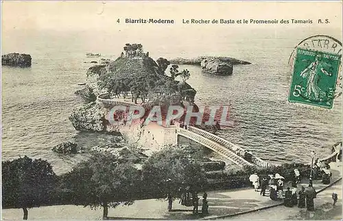 Ansichtskarte AK Biarritz Moderne Le Rocher de Basta et le Promenoir des Tamaris