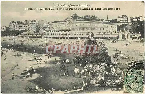 Cartes postales Biarritz Panoramique Biarritz Grande Plage et Enfants dans les Rochers