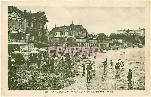 Ansichtskarte AK Arcachon Un coin de la Plage