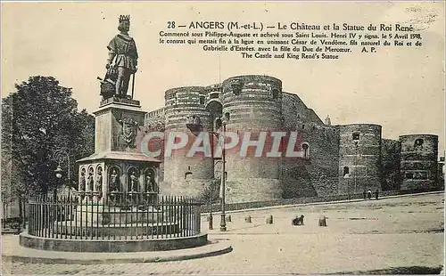 Cartes postales Angers M et L Le Chateau et la Statue du Roi Rene