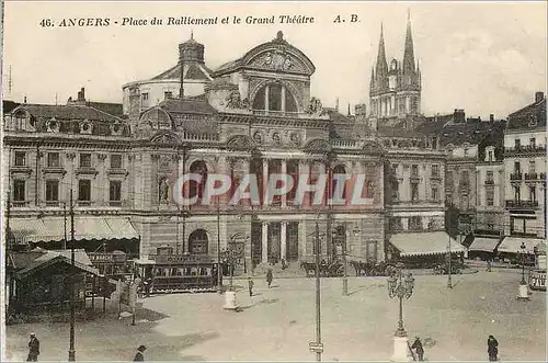 Ansichtskarte AK Angers Place du Ralliement et le Grand Theatre Tramway