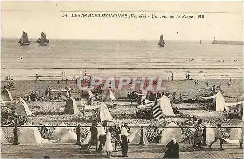 Ansichtskarte AK Les Sables d'Olonne Vendee Un coin de la Plage Bateaux