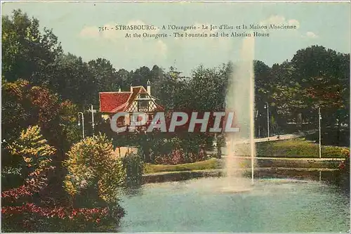 Cartes postales Strasbourg A l'Orangerie Le Jet d'Eau et la Maison Alsacienne