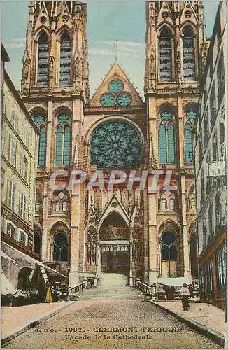 Cartes postales Clermont Ferrand Facade de la Cathedrale