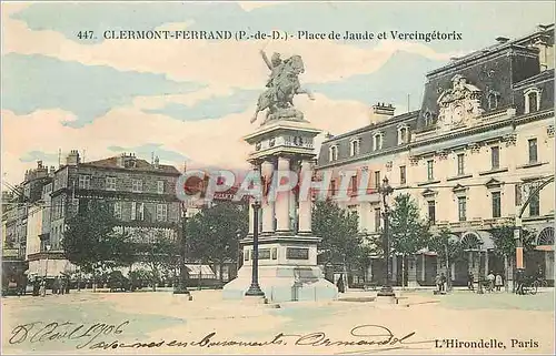 Cartes postales Clermont Ferrand P de D Place de Jaude et Vercigetorix