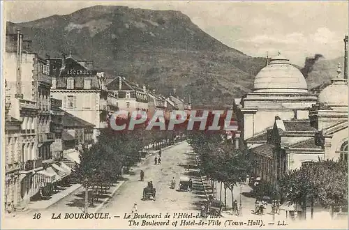 Cartes postales La Bourboule Le Boulevard de l'Hotel de Ville