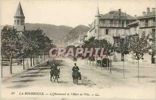 Cartes postales La Bourboule Le Boulevard de l'Hotel de Ville Ane Mule