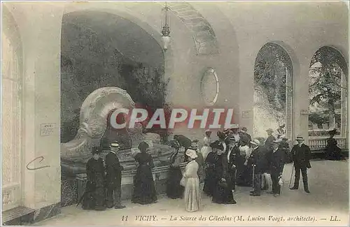 Cartes postales Vichy La Source des Celestins