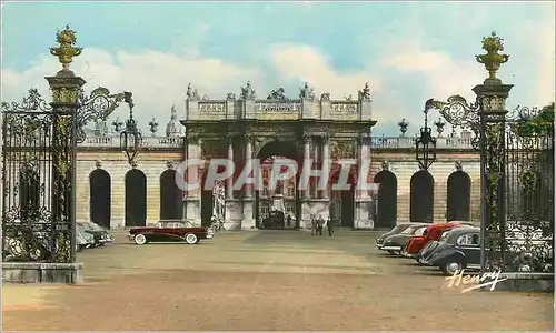Cartes postales moderne Nancy L'Arc de Triomphe vu de la Place Carriere Automobile