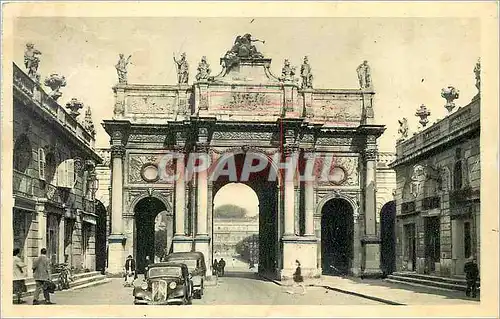 Cartes postales Nancy L'Arc de Triomphe rue Here Vue prise de la Place Stanislas Automobile