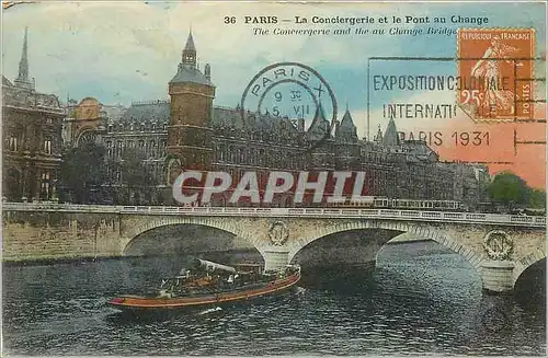 Cartes postales Paris La Conciergerie et le Pont au Change Bateau