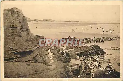 Cartes postales Carteret Rochers et Plage a maree basse