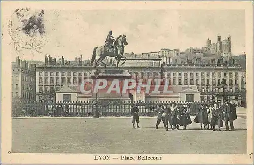 Cartes postales Lyon Place Bellecour