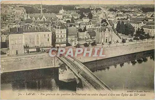 Ansichtskarte AK Laval Vue Generale du Quartier St Venerand au centre duquel s'eleve une Eglise du XI