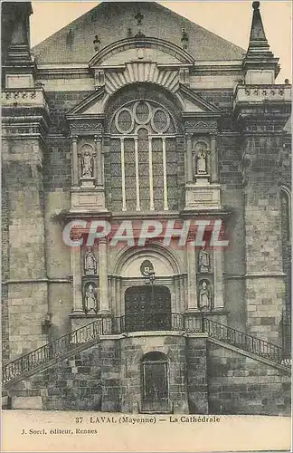 Cartes postales Laval Mayenne La Cathedrale