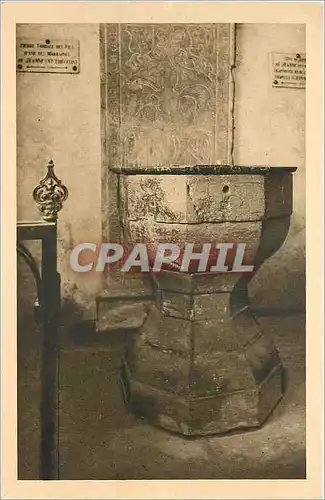Cartes postales Eglise de Domremy Fonts ou Sainte Jeanne fut baptisee