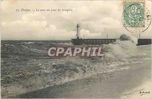 Ansichtskarte AK Dieppe La Mer un jour de tempete Phare