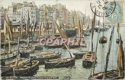 Cartes postales Le Havre Barques de peche le long du grand quai Bateaux