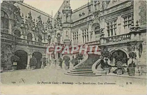 Cartes postales Le Pays de Caux Fecamp La Benedictine Cour d'Honneur