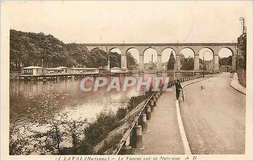 Cartes postales Laval Mayenne le Viaduc sur la mayenne AB