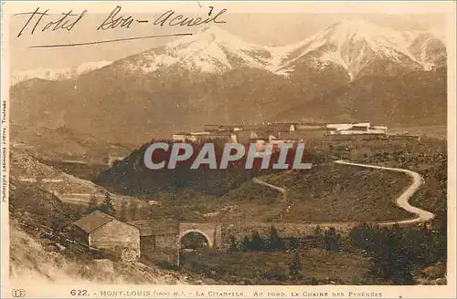 Cartes postales Mont Louis 1800m La citadelle au fond de la chaine pyrenees