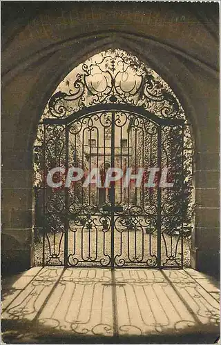 Cartes postales abbaye de Royaumont - Asniere-sur-Oise cour de la maison des hotes