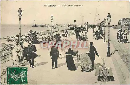 Cartes postales Dieppe Le Boulevard Maritime