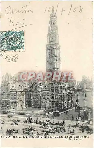 Cartes postales Arras L'Hotel de ville et la place de la Vacquerie