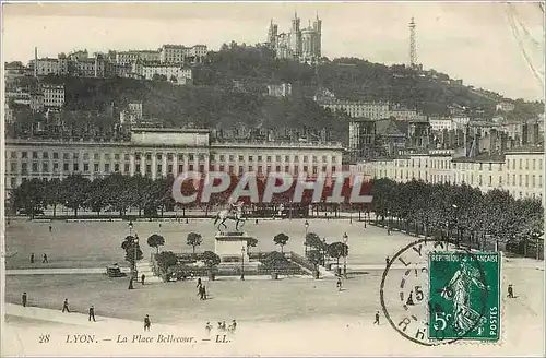 Cartes postales Lyon la place Bellecour