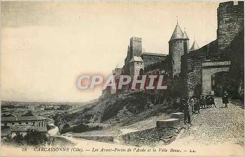 Cartes postales carcassonne cite les avnat  portes de l'Aude et la ville Basse