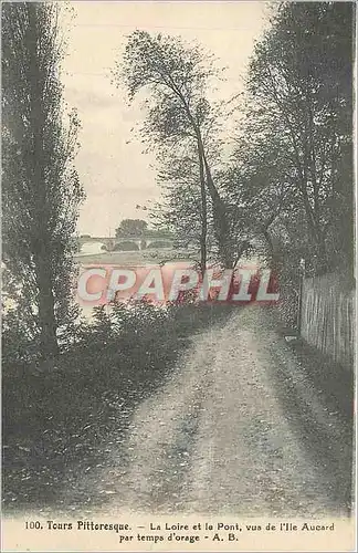 Cartes postales Tours Pttoresque la loire et le pont vus de l'ile Aucard par le temps d'orage