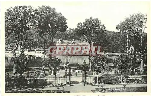 Ansichtskarte AK Bagnoles de l'Orne Le casino du lac vu du grand hotel