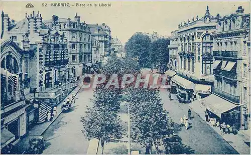 Ansichtskarte AK Biarritz Place de la liberte