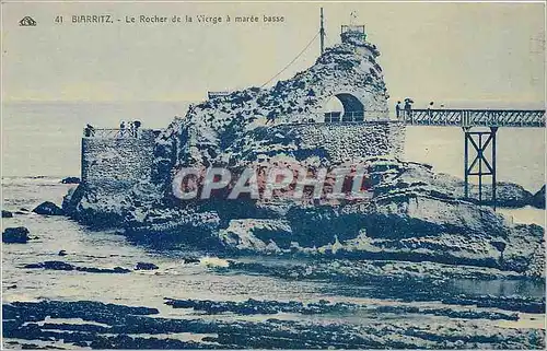 Ansichtskarte AK Biarritz le Rocher de la Vierge a maree basse