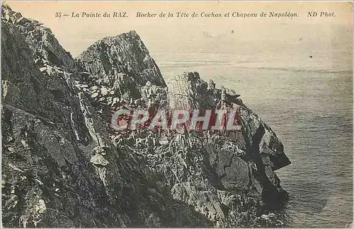 Cartes postales La Pointe du Raz Rocher de la tete de cochone et Chapeau de napoleon